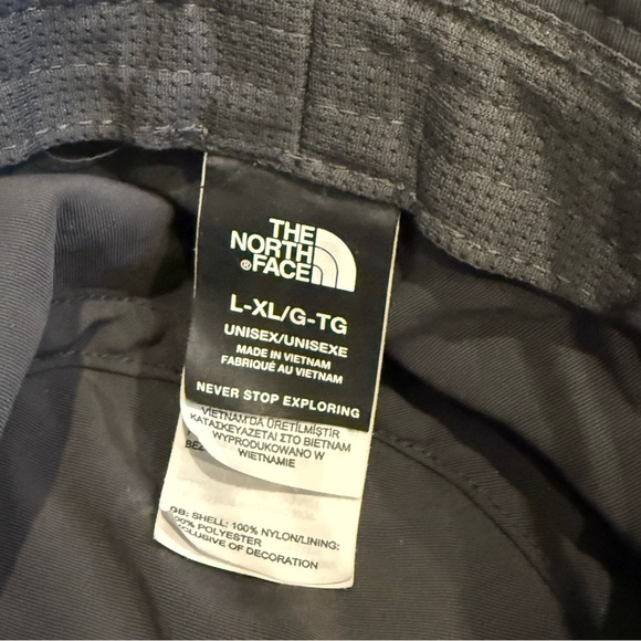 The North Face Bucket Hat - Picture 2 of 2